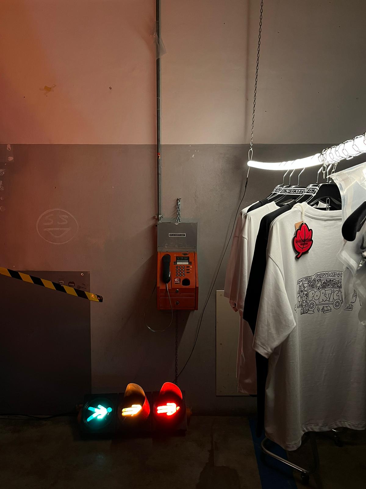 PORTICI ZONA TRENTA BLACK TEE