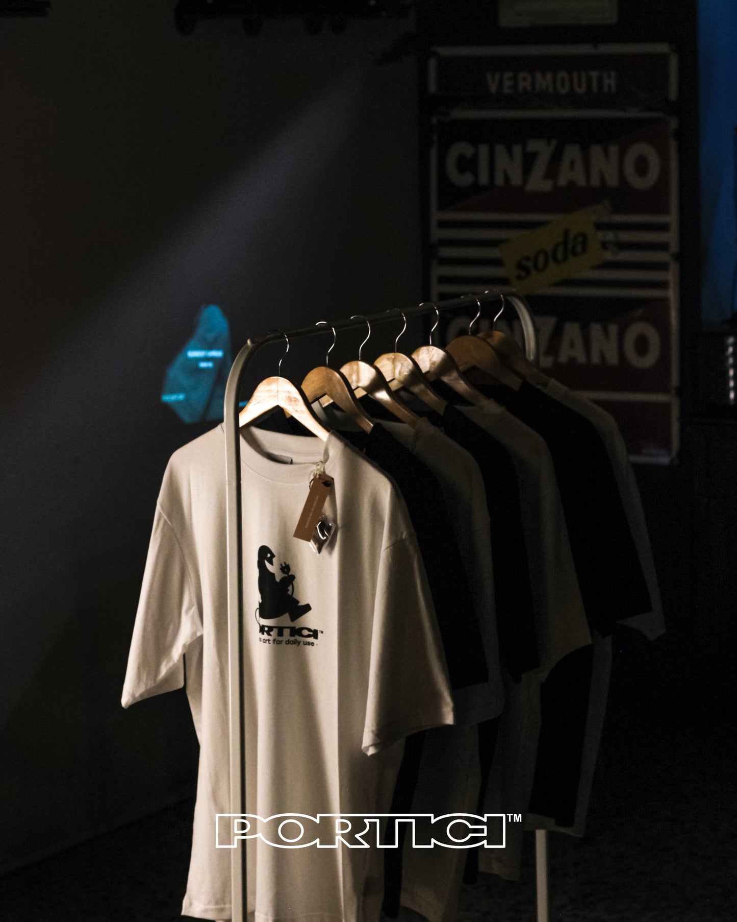 PORTICI BURNOUT WHITE "CHARGER" TEE